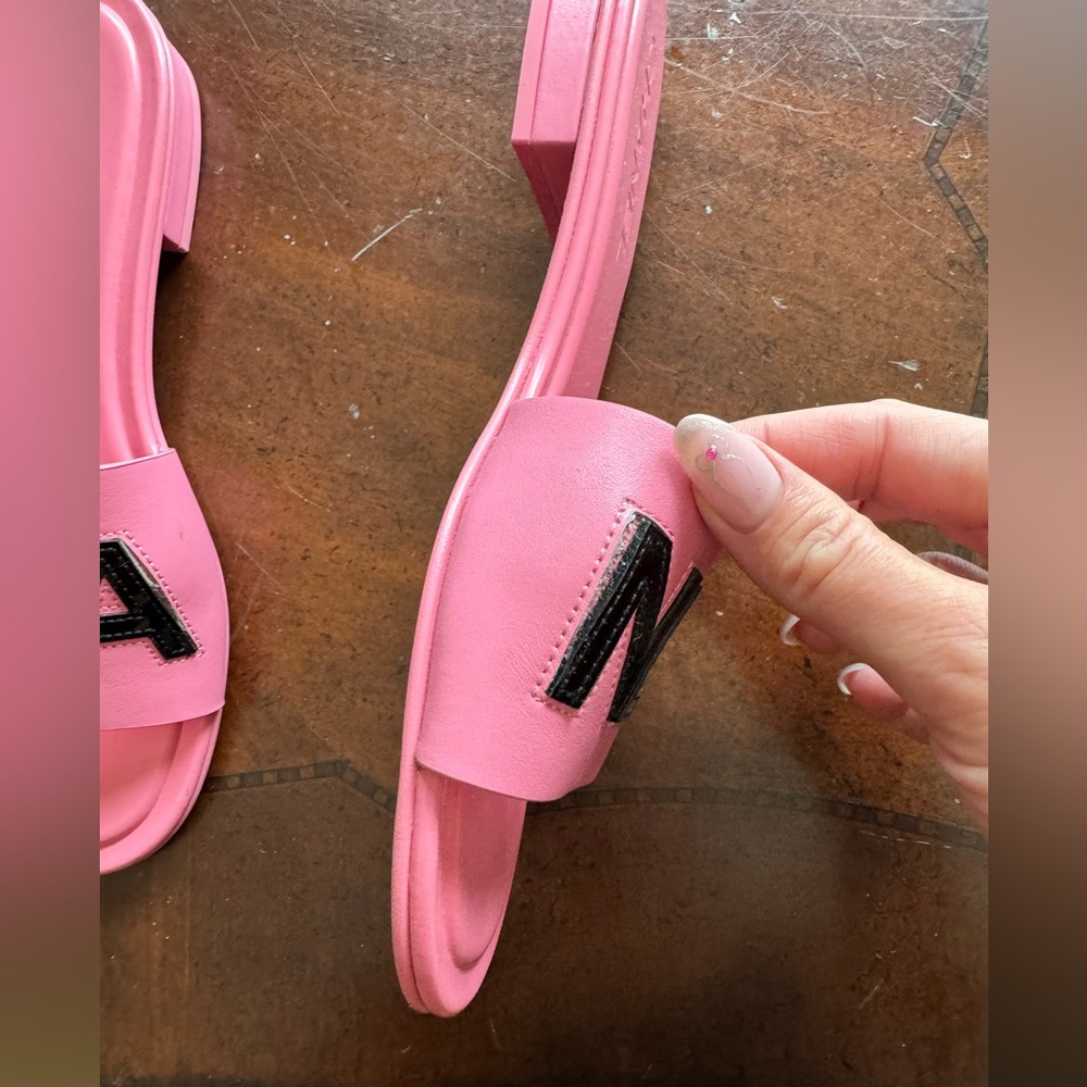 Chanel slides - Picture 2 of 15